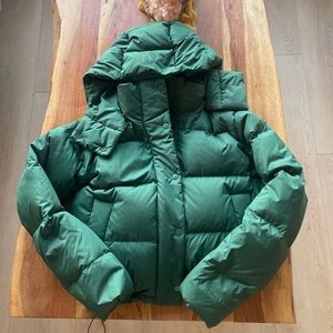 Lululemon cropped puffer jacket